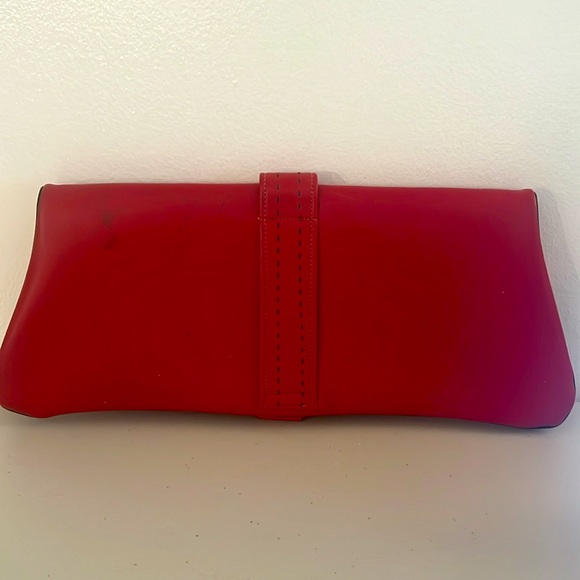 Vintage 1950’s Oversized Fold Over Red Clutch w/ Big Buckle Black Stitching - Picture 5 of 8